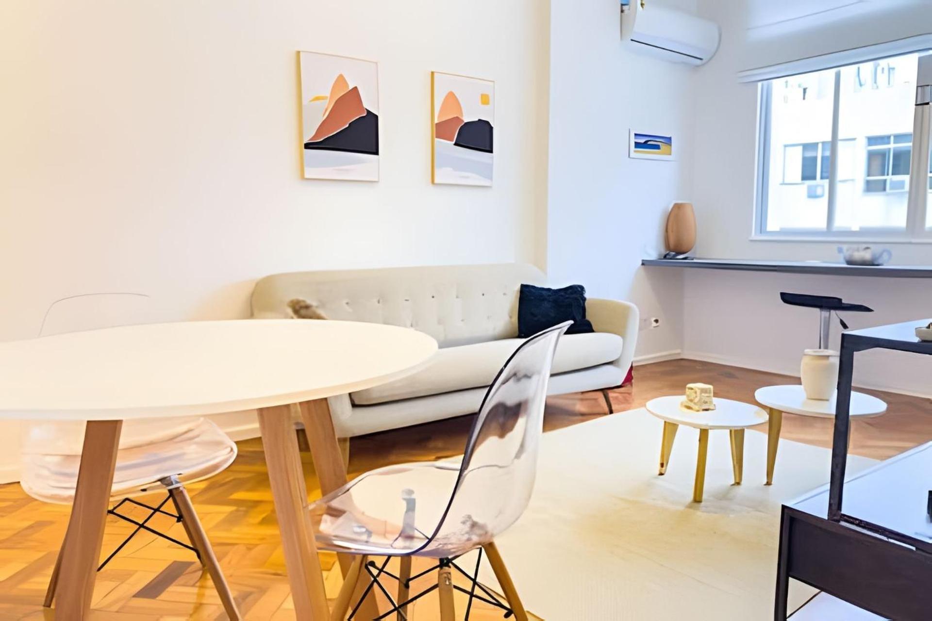 Apartemen Hr.113 - Recentemente Reformado Com 2 Alugar No Posto 10 De Ipanema *
